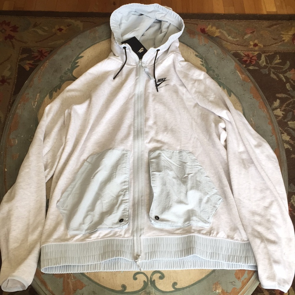 Nike jacket hoodie size XL new with tags